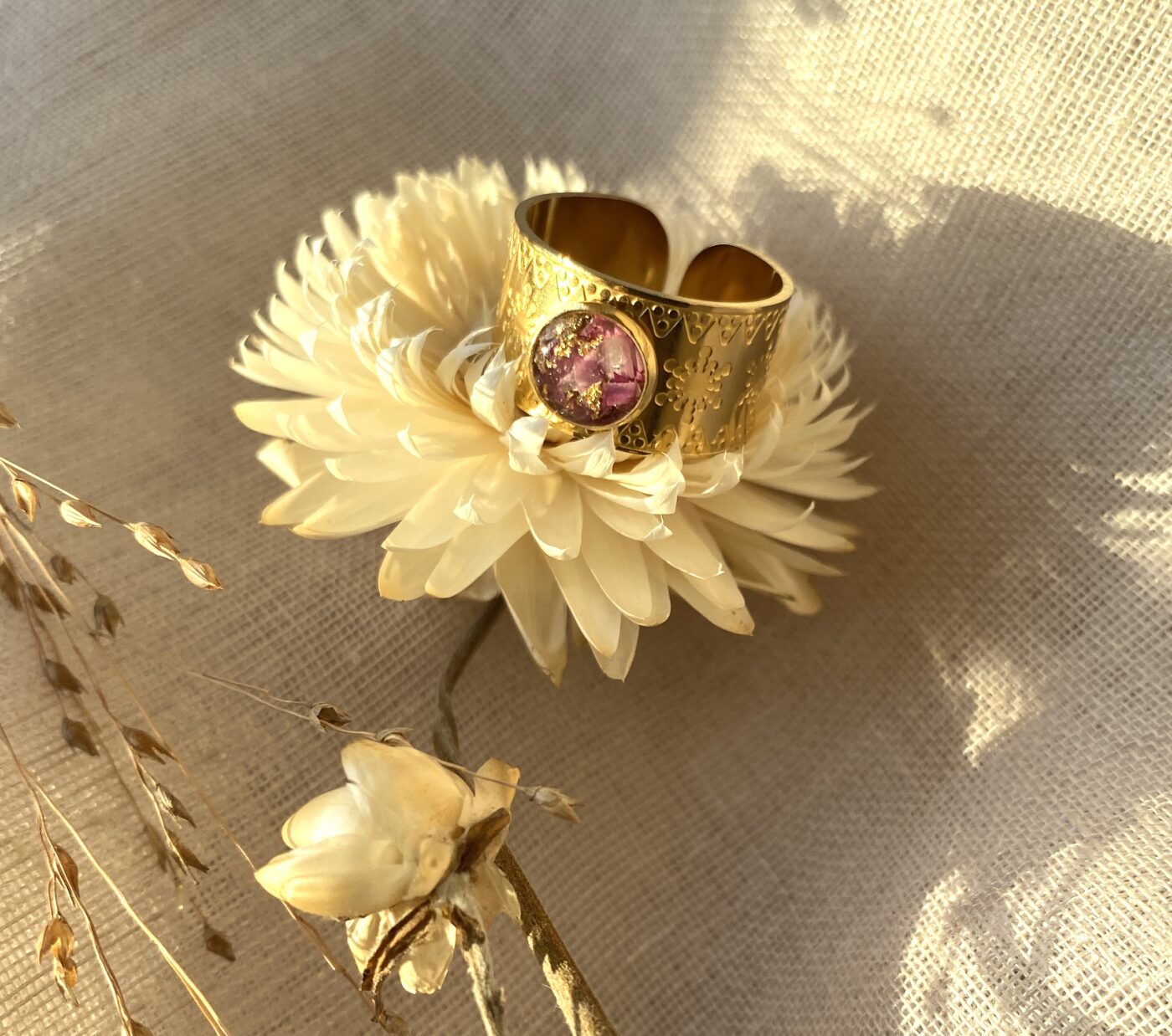 Bague fleur d'immortelle à bractées